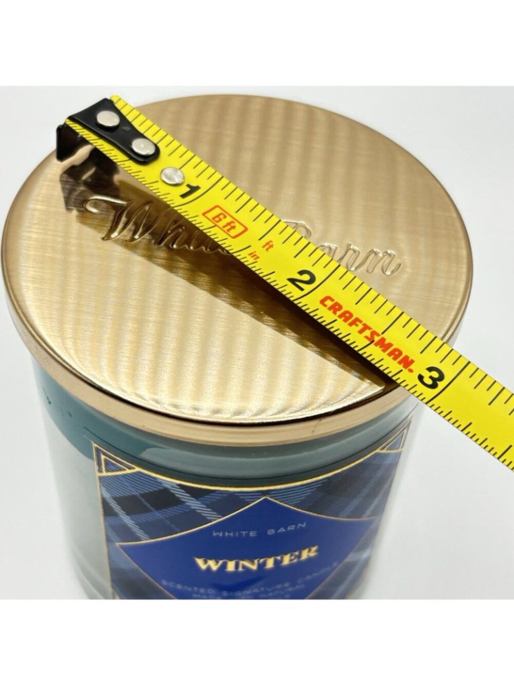Bath & Body Works Single Wick Candle Winter White Barn 8oz Christmas Pine Plaid - Picture 11 of 12